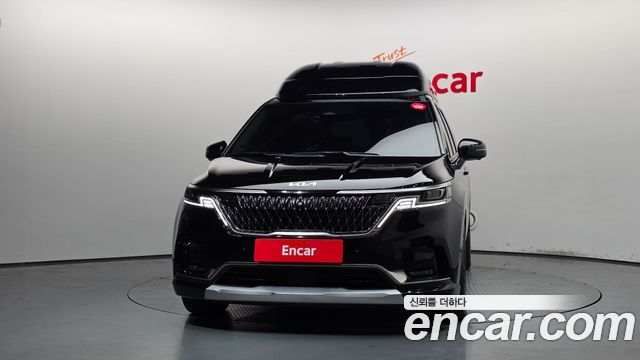Kia Canival 2023 — photo 3