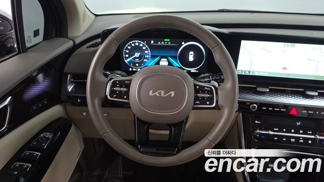 Kia Canival 2023 — photo 18