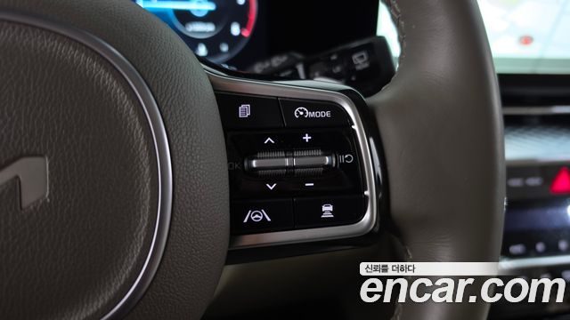 Kia Canival 2023 — photo 22