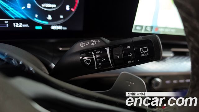 Kia Canival 2023 — photo 29