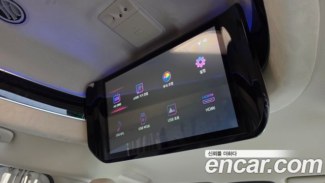 Kia Canival 2023 — photo 31
