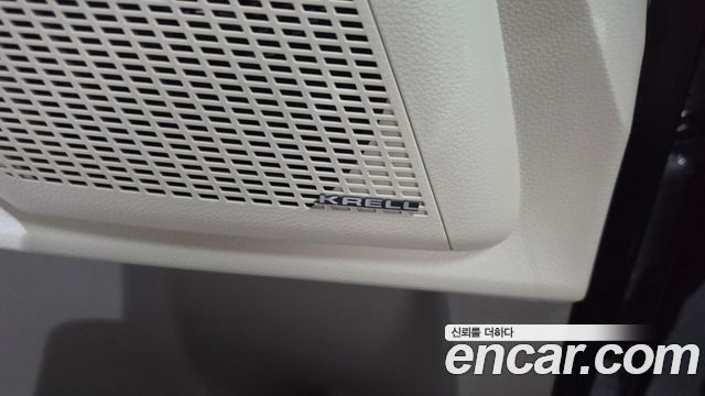 Kia Canival 2023 — photo 36