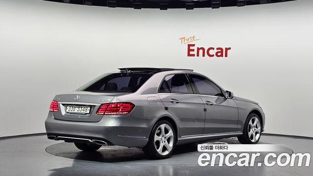 Mercedes-Benz E-Class 2014 — photo 2