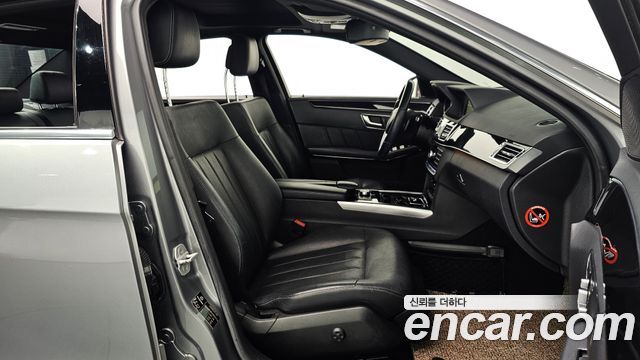 Mercedes-Benz E-Class 2014 — photo 11