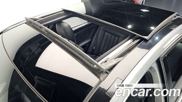 Mercedes-Benz E-Class 2014 — photo 19