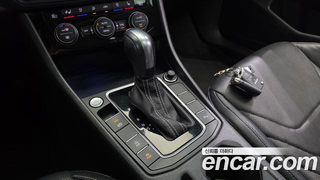 Volkswagen Jetta 2021 — photo 9