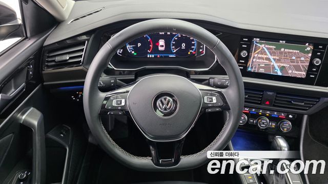 Volkswagen Jetta 2021 — photo 13