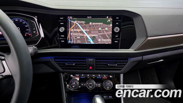 Volkswagen Jetta 2021 — photo 15