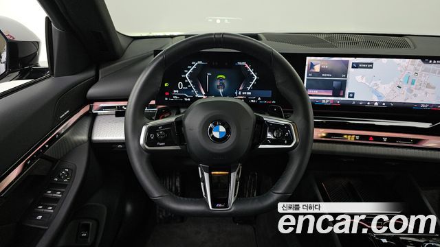 BMW 5-Series 2025 — photo 19