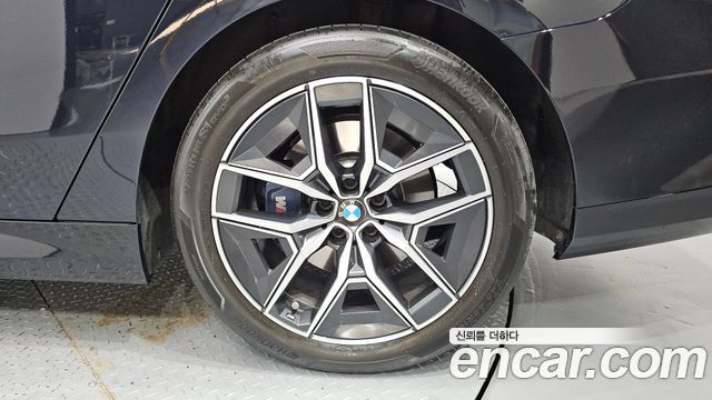 BMW 5-Series 2025 — photo 7