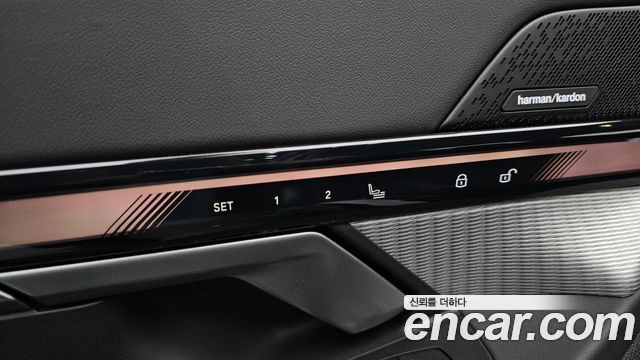 BMW 5-Series 2025 — photo 29