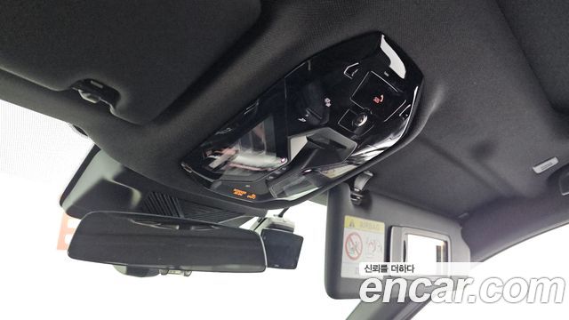 BMW 5-Series 2025 — photo 33