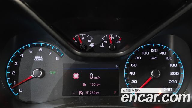 Chevrolet Korea Colorado 2020 — photo 11