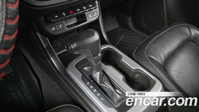 Chevrolet Korea Colorado 2020 — photo 12
