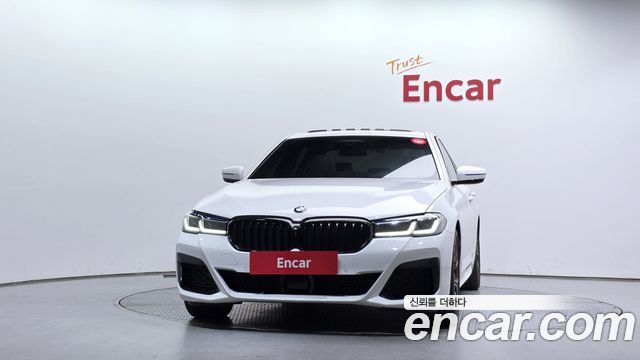 BMW 5-Series 2023 — photo 3