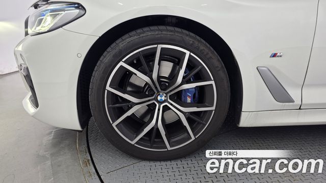 BMW 5-Series 2023 — photo 5