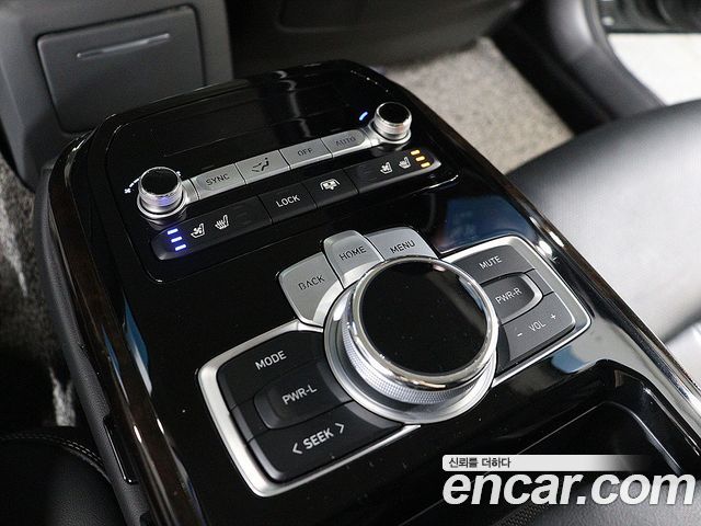 Genesis G90 2021 — photo 16