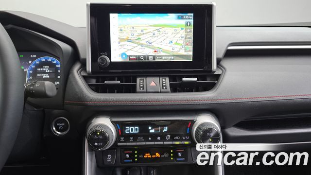 Toyota RAV4 2025 — photo 18