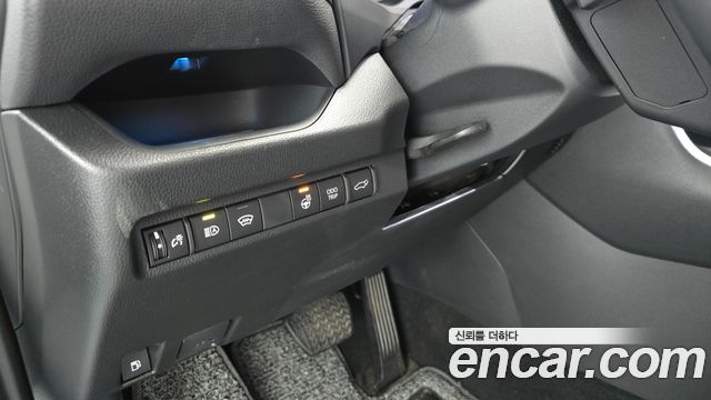 Toyota RAV4 2025 — photo 25