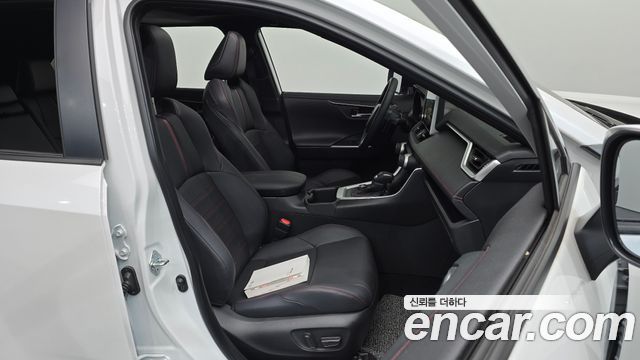 Toyota RAV4 2025 — photo 16