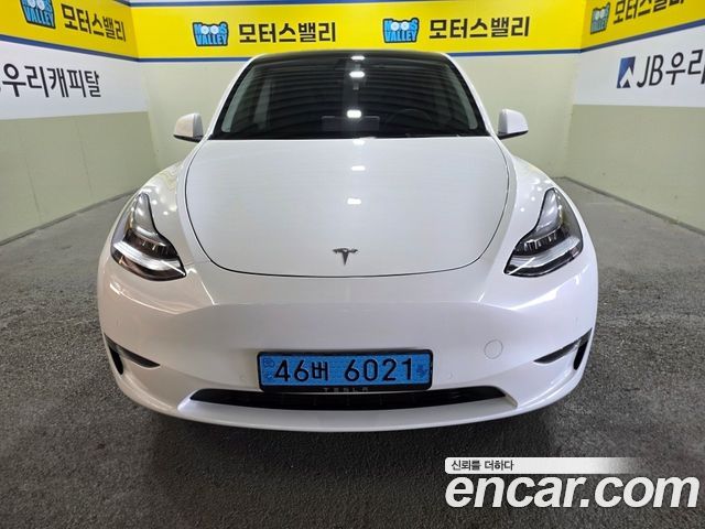 Tesla Model Y 2022 — photo 1