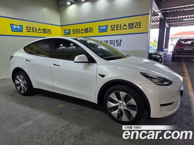 Tesla Model Y 2022 — photo 5