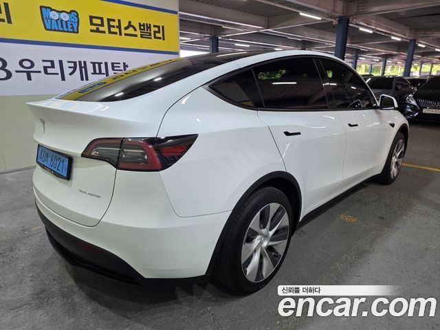 Tesla Model Y 2022 — photo 6
