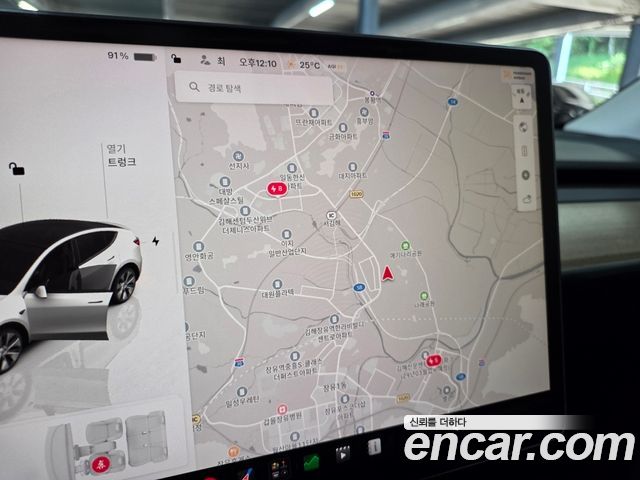 Tesla Model Y 2022 — photo 15