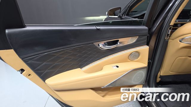 Kia K9 2022 — photo 15