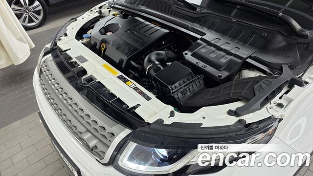 Land Rover Range Rover Evoque 2016 — photo 6