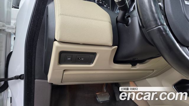 Land Rover Range Rover Evoque 2016 — photo 16