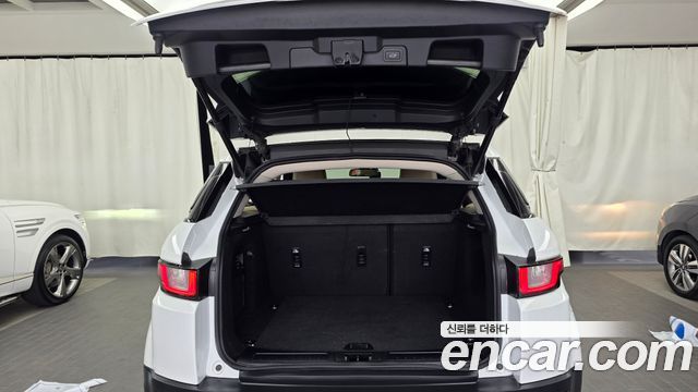 Land Rover Range Rover Evoque 2016 — photo 20