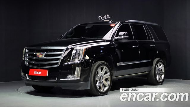 Cadillac Escalade 2017 — photo 1