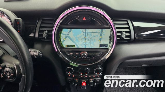 Mini Cooper 2015 — photo 13