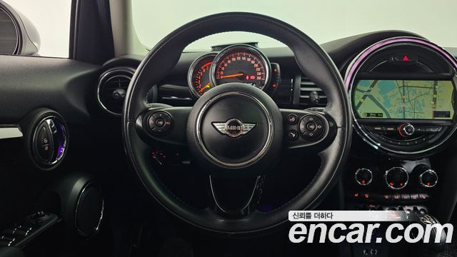 Mini Cooper 2015 — photo 14