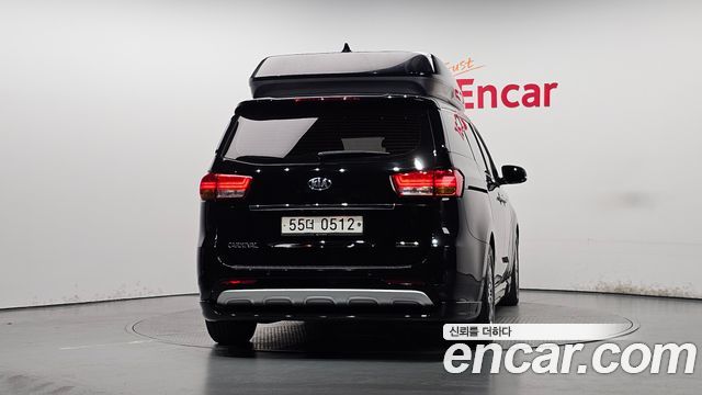 Kia Canival 2016 — photo 4