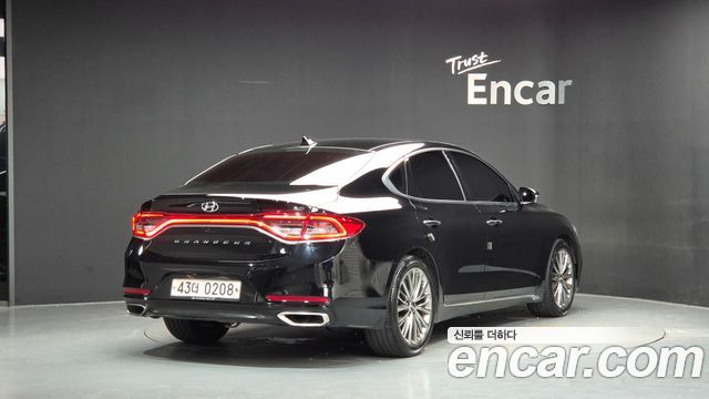 Hyundai Grandeur 2017 — photo 2