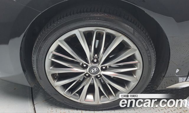 Hyundai Grandeur 2017 — photo 5