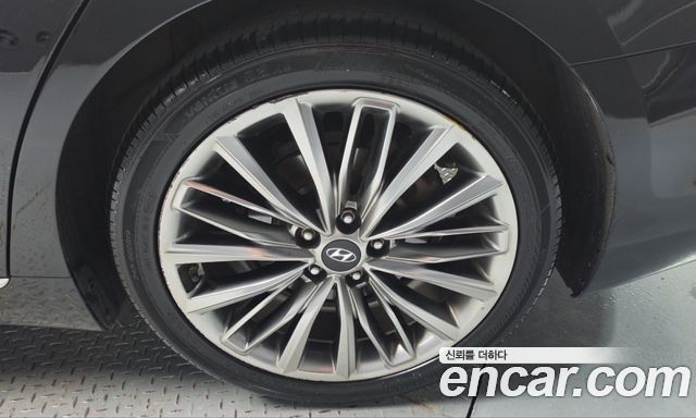 Hyundai Grandeur 2017 — photo 7
