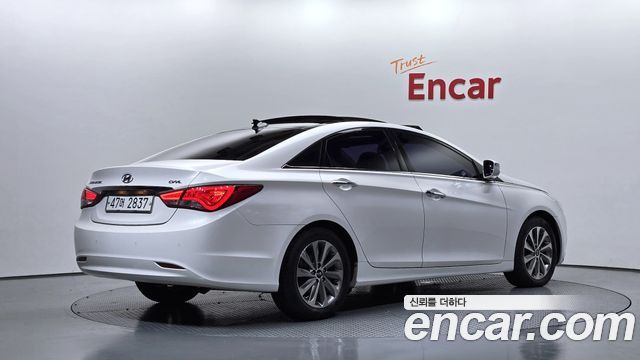 Hyundai Sonata 2013 — photo 2