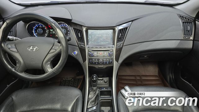 Hyundai Sonata 2013 — photo 10