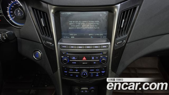Hyundai Sonata 2013 — photo 20