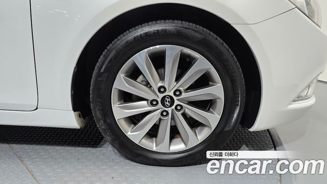 Hyundai Sonata 2013 — photo 7