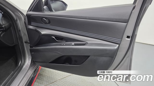 Hyundai AVANTE 2022 — photo 14