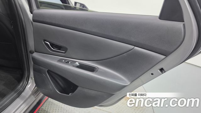 Hyundai AVANTE 2022 — photo 15