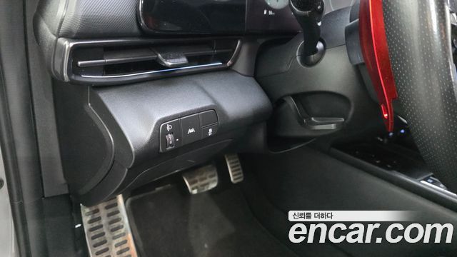 Hyundai AVANTE 2022 — photo 28