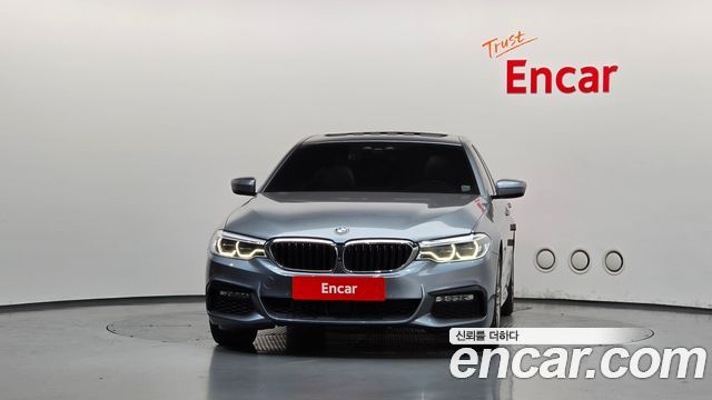 BMW 5-Series 2018 — photo 3