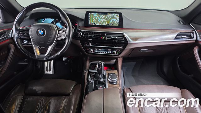 BMW 5-Series 2018 — photo 7