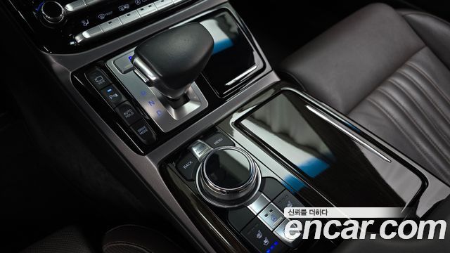 Genesis EQ900 2018 — photo 9