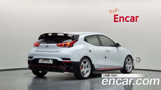 Hyundai Veloster 2020 — photo 2